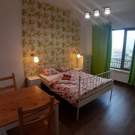 Romantic Calm Apartments Piata Universitate بوخارست المظهر الخارجي الصورة