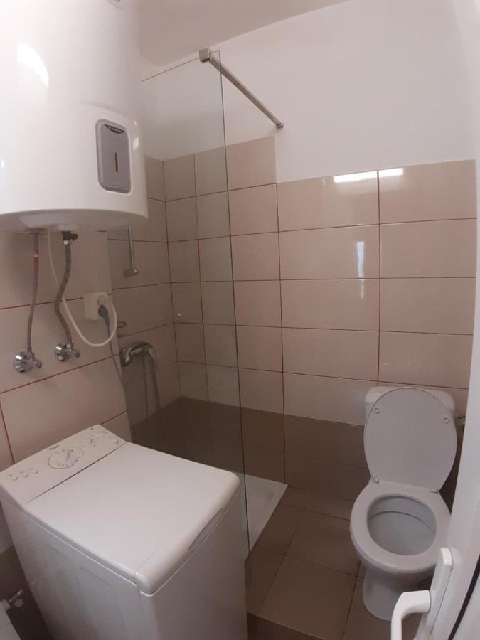Romantic Calm Apartments Piata Universitate بوخارست المظهر الخارجي الصورة