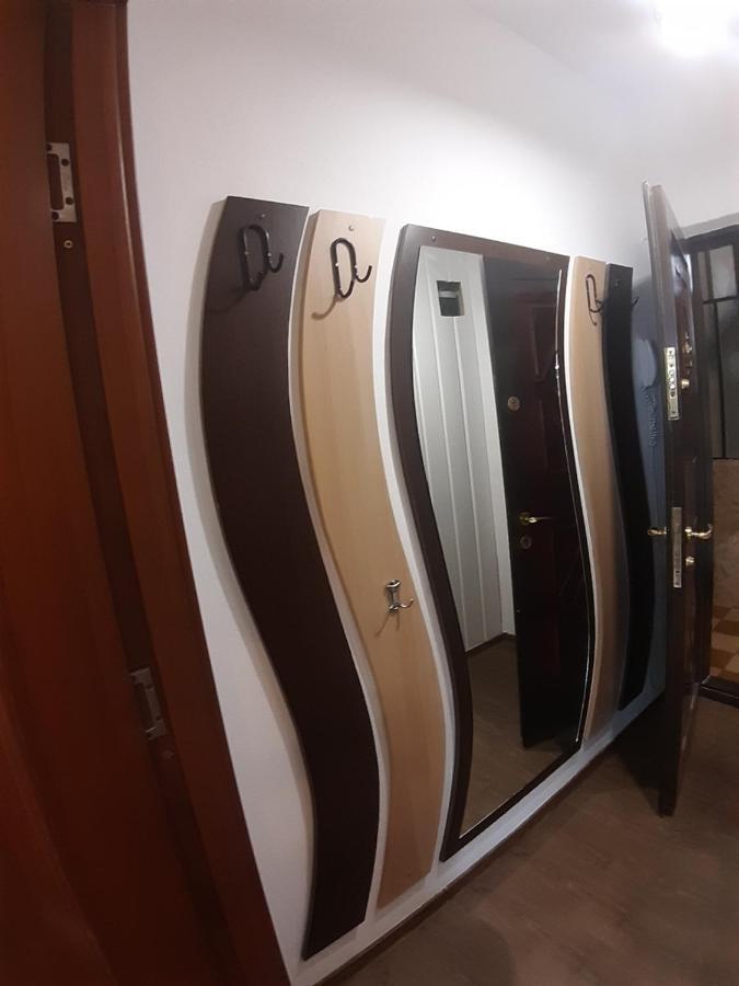 Romantic Calm Apartments Piata Universitate بوخارست المظهر الخارجي الصورة